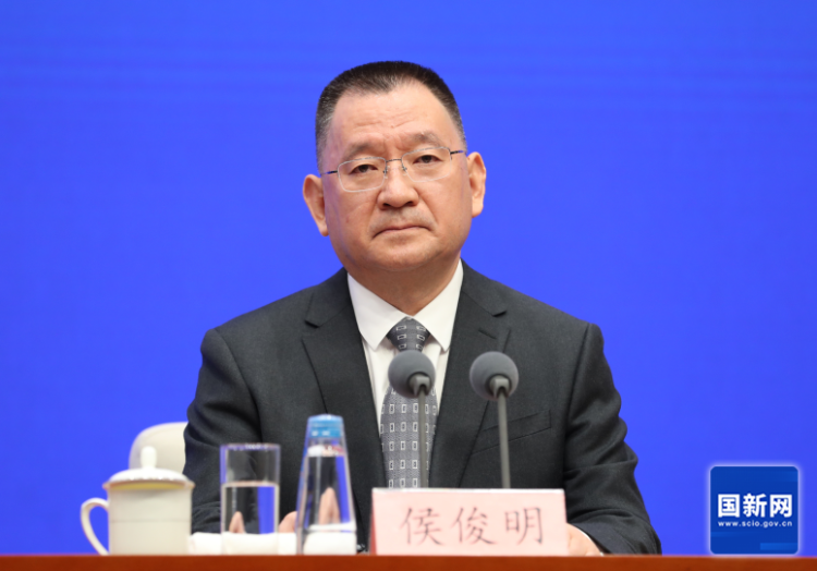 財政部：企業(yè)職工基本養(yǎng)老保險基金累計結(jié)余近6萬億元，能保證按時足額發(fā)放