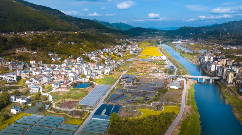 俯瞰竹溪生態樂園。 記者 王曉宇 攝