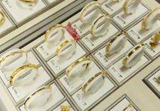 春節(jié)期間黃金消費(fèi)火爆，國(guó)際金價(jià)卻震蕩大跌